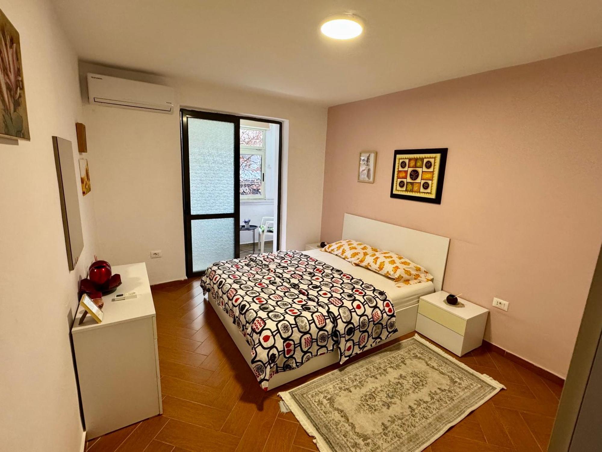 Skerdi's - Center Apartment Tirana